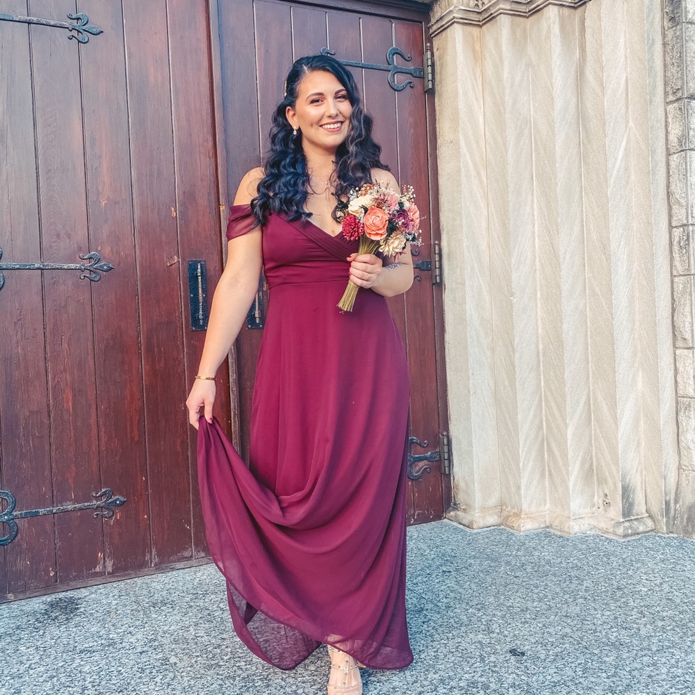 Maxi burgundy dress
